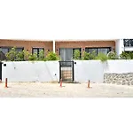 Red Moon Suites